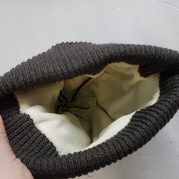 🤯3/$12 MSDC Grey Winter Hat Beanie Toque NWOT - Picture 3 of 5